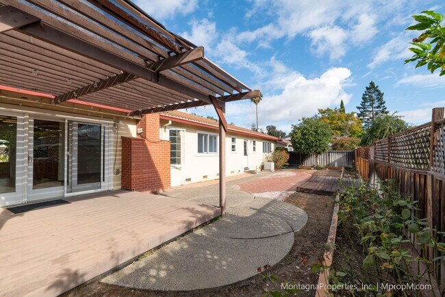 Building Photo - Spacious San Jose Home w/Cupertino Schools!