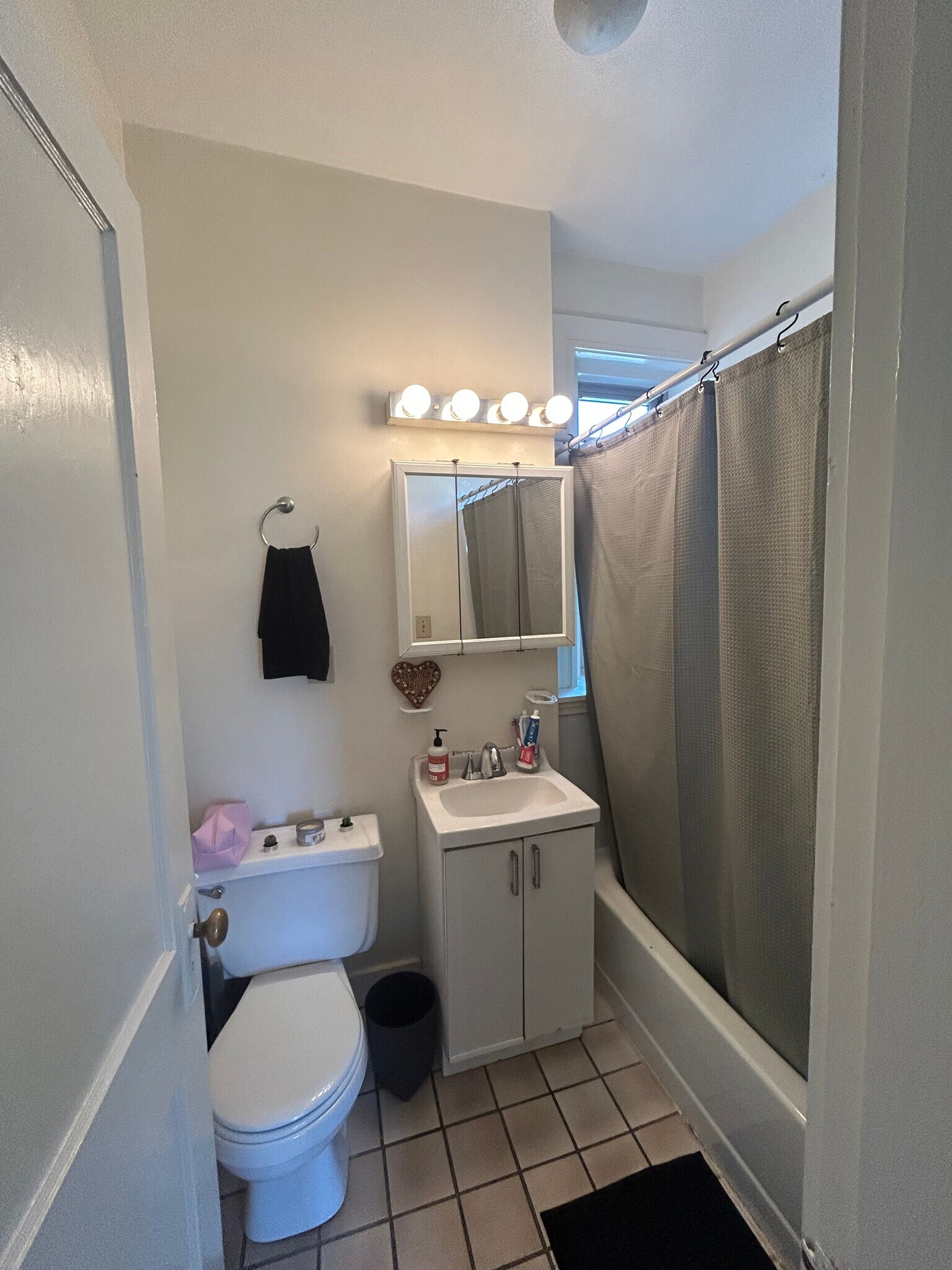 Building Photo - 1669 Commonwealth Ave