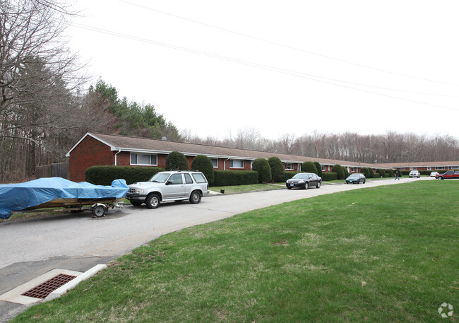 Building Photo - Lakeside Manor Apartments