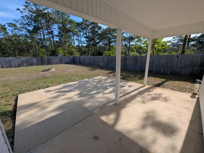 Building Photo - 9044 Quail Roost Dr