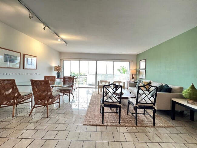 Building Photo - 555 Crandon Blvd