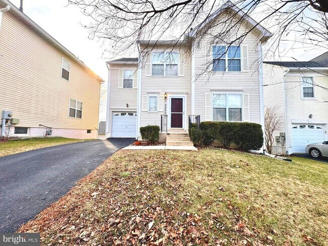 Building Photo - 22006 Stone Pier Ln