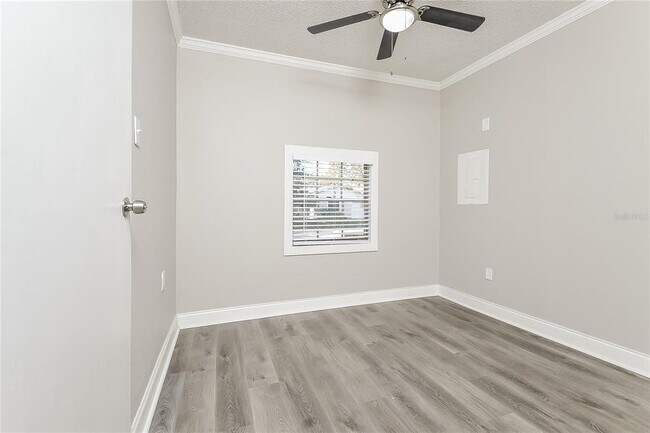 Building Photo - 7606 Willow Park Dr