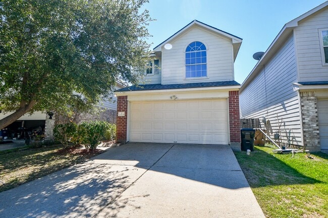 Building Photo - 13979 Maximos Dr