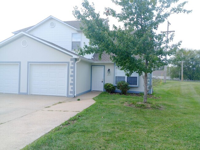 Primary Photo - 3517-3519 La Mesa Dr.