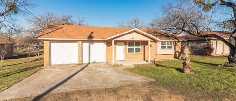 Building Photo - 1822 Greenwood Ln