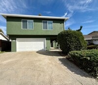 Building Photo - Beautiful, Completely Remodeled 4 Bed 2.5 Bath Fremont Home - Huge Bonus Room