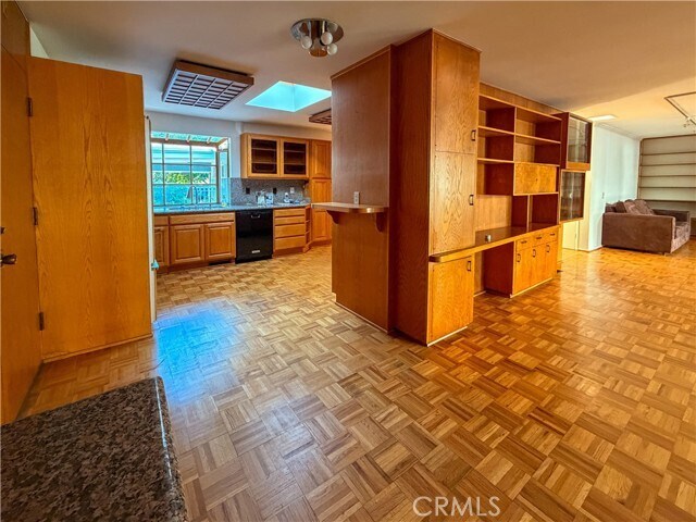 Building Photo - 5516 Ethel Ave