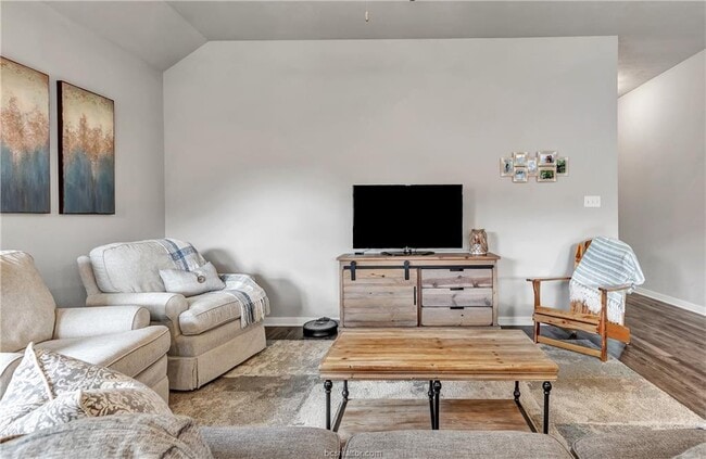 Building Photo - 3863 Still Creek Loop