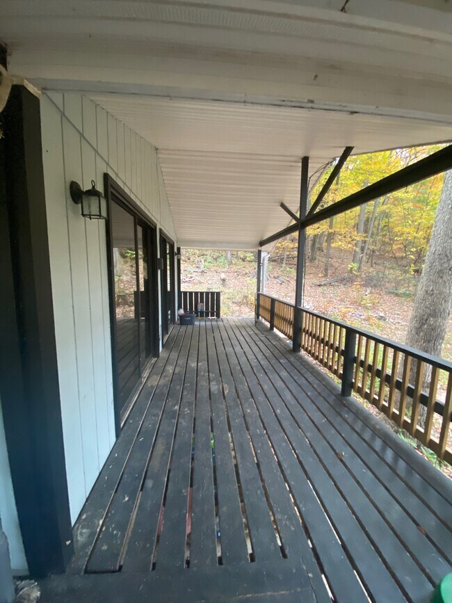 Building Photo - 851 Nancy Jack Rd