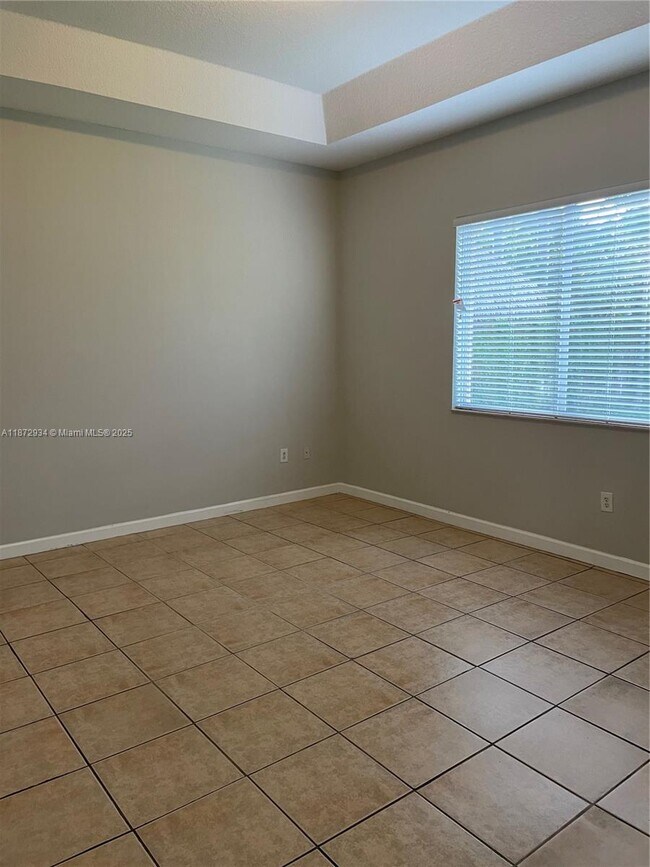 Building Photo - 16637 SW 52nd St
