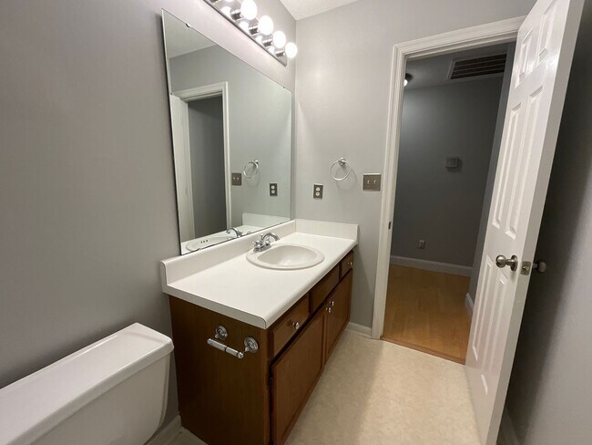 Building Photo - Poplar Grove! Northwest Schools - Updated ...