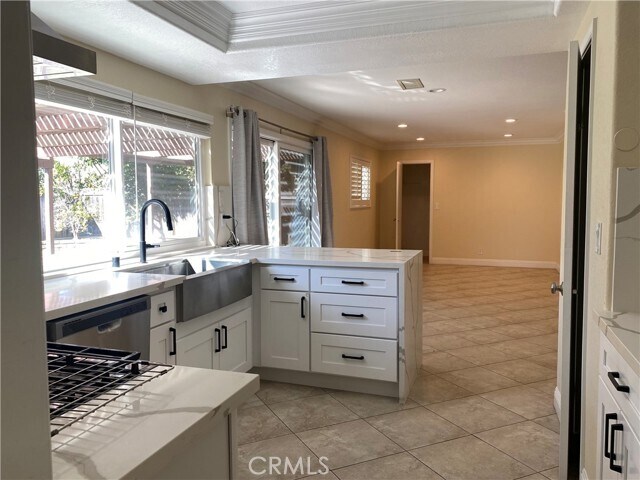 Building Photo - 16563 Mt Shelly Cir