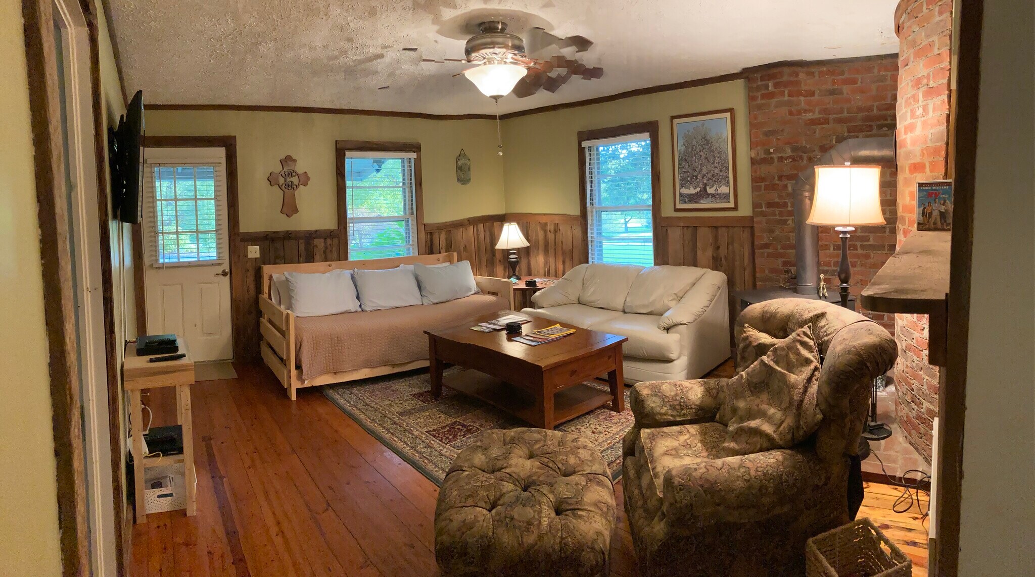 Building Photo - 70 Possum Trot Ln