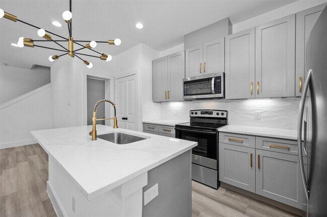 Building Photo - 4610 Crown Grove Ln