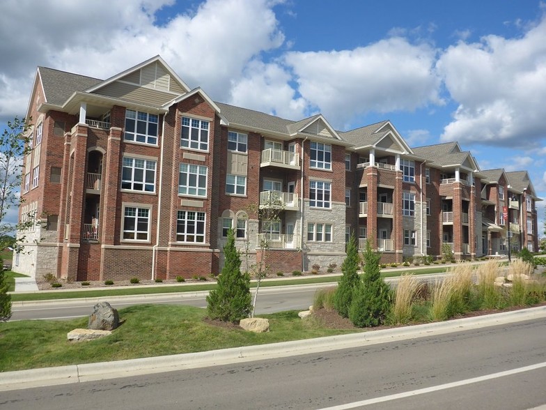 Building Photo - Paragon Place at Bishops Bay