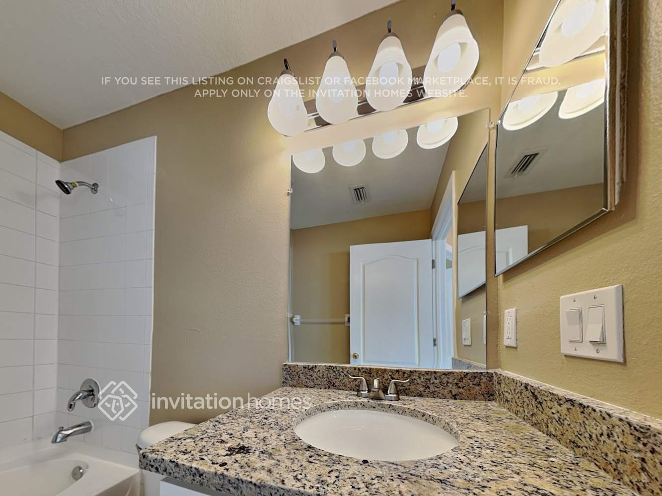 Building Photo - 25830 Bloomsbury Ct