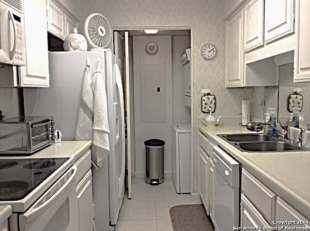 Kitchen - 7701 Wurzbach Rd