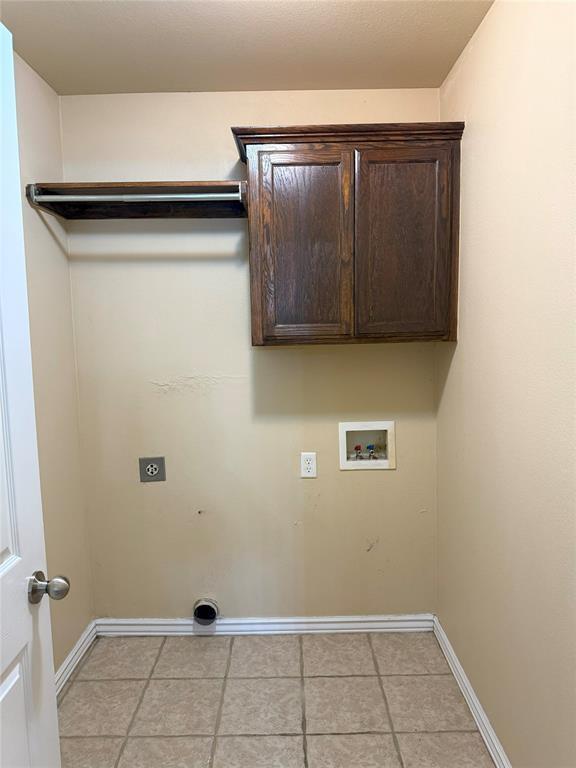 Building Photo - 1421 Teakwood Dr