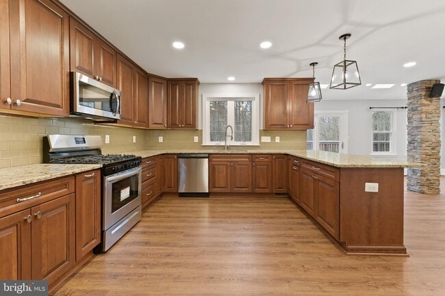 Building Photo - 7938 Jasons Landing Way