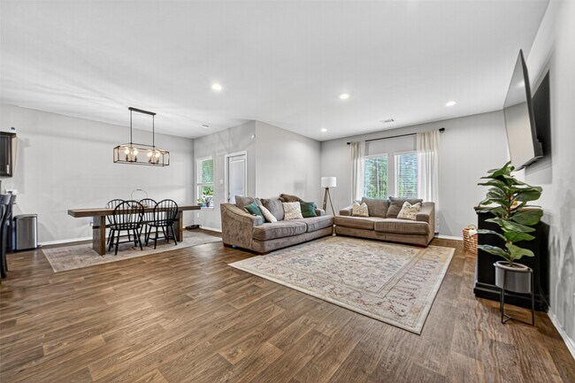 Building Photo - 14601 Blackbrush Mnr