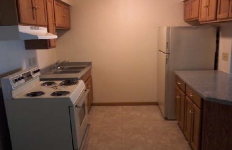 Kitchen - Delwan Apartments