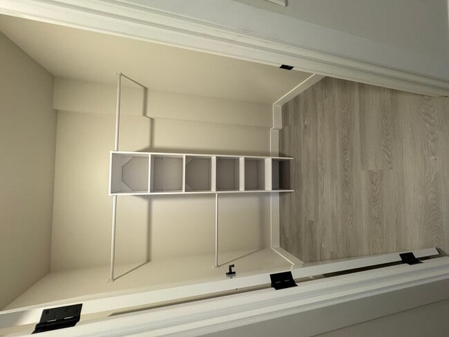 Building Photo - 451 E Pershing Rd