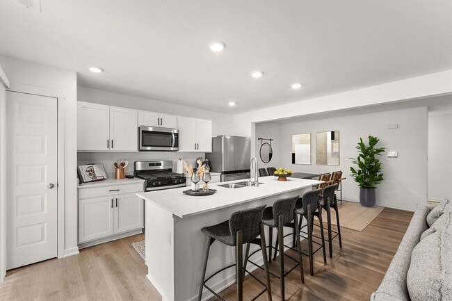 Building Photo - Brixin Townhomes at Cressmoor Estates