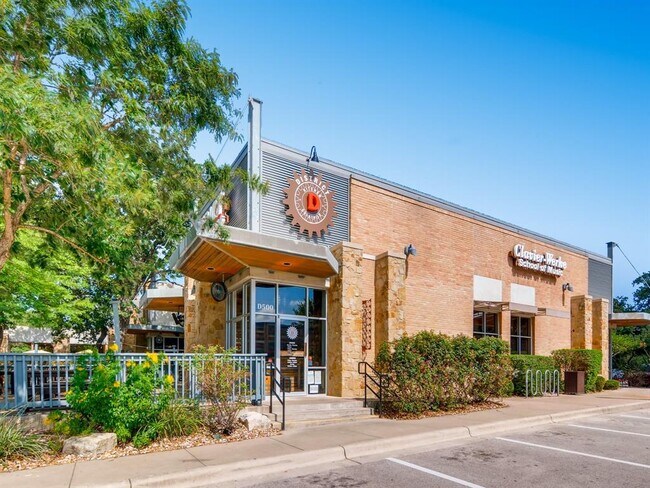 Building Photo - 11400 Archstone Dr