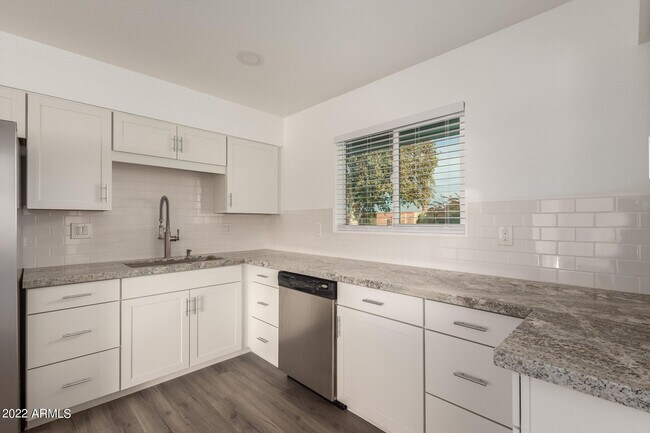 Building Photo - 17011 N 130th Ave