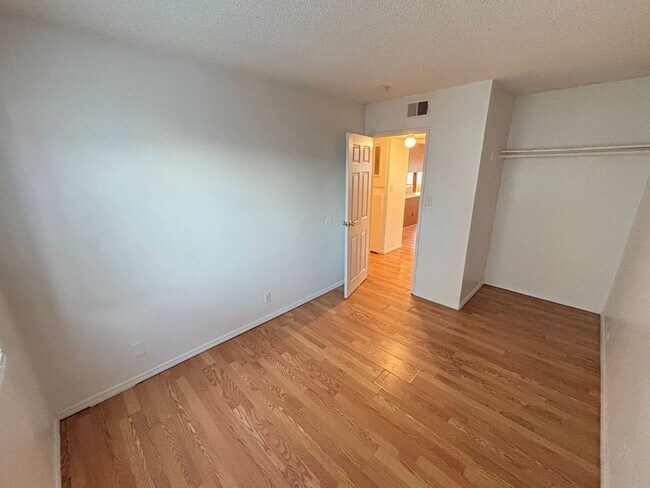 Building Photo - 155 Westminster Way