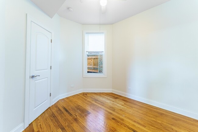 Building Photo - 4706 W Adams St