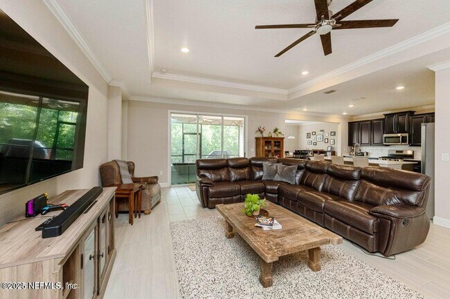 Building Photo - 487 Tintamarre Dr