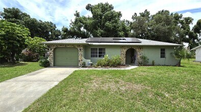 Building Photo - Charming 2/2 with possible 3rd bedroom