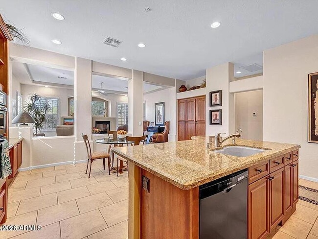 Building Photo - 9154 E Mohawk Ln