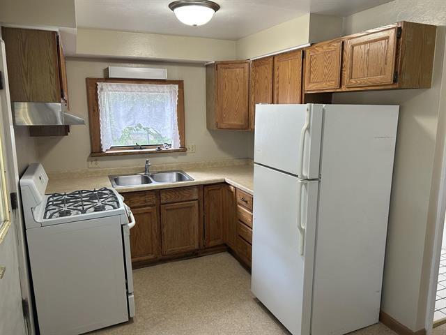 Building Photo - 1135 Vilas Ave