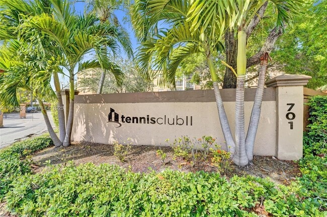 Building Photo - 701 NW 19th St