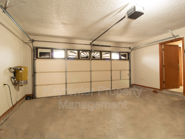 Building Photo - 5009 Kindling Ln