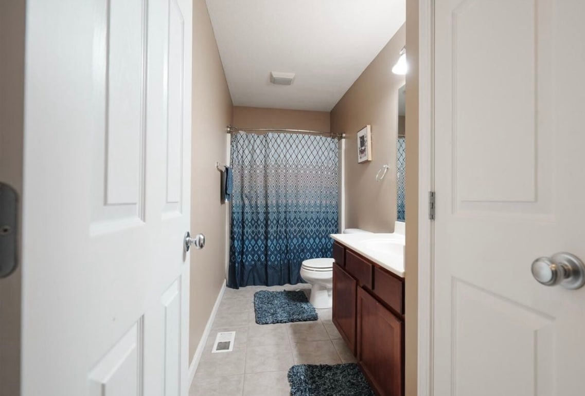 Full Bathroom Floor -2 - 510 Beechwood Ct