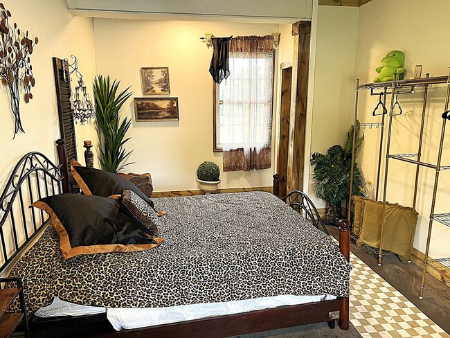 Building Photo - Fully Furnished Humble Water Front Property