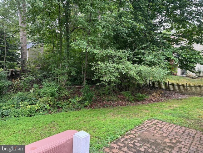 Building Photo - 12859 Valleywood Dr