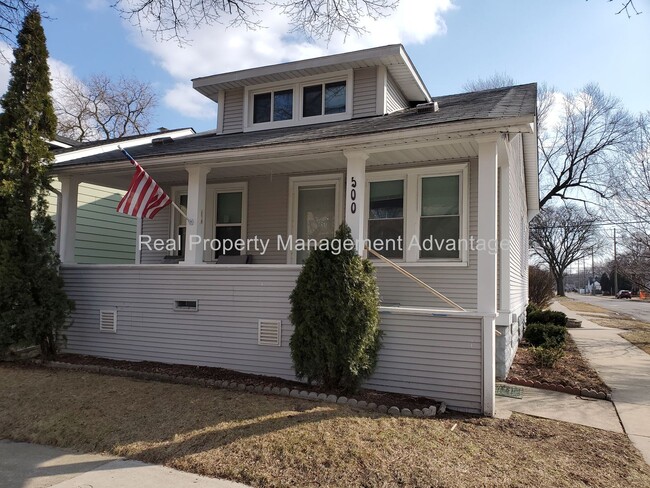 Primary Photo - 500 E Troy St