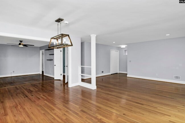 Building Photo - 1808 York Dr