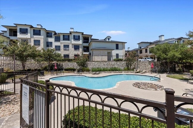 Building Photo - 7701 Rialto Blvd