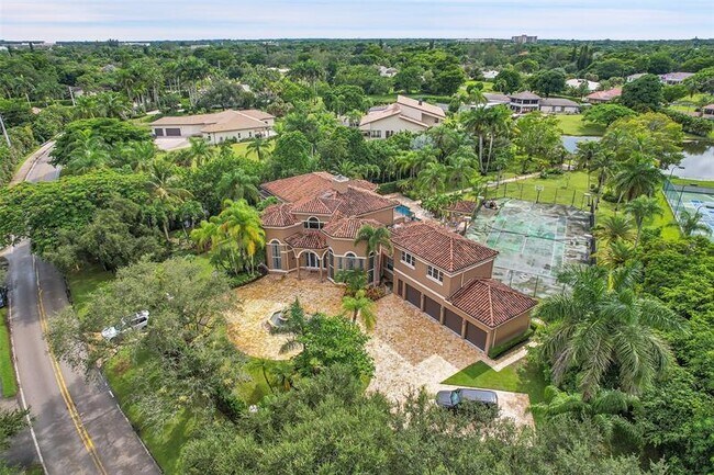 Building Photo - 4200 Coral Hills Dr