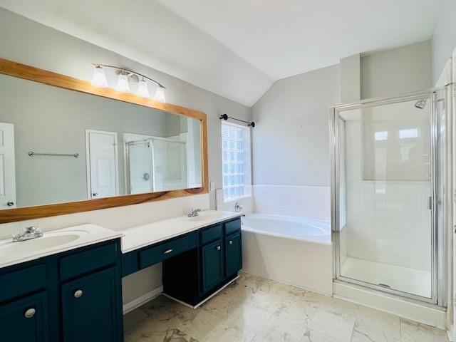 Building Photo - 1809 Village Ct Ln