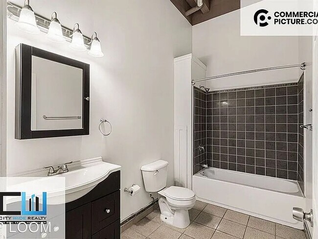 Building Photo - Frame Factory