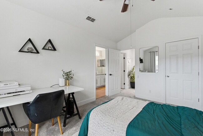 Building Photo - 7990 Baymeadows Rd E