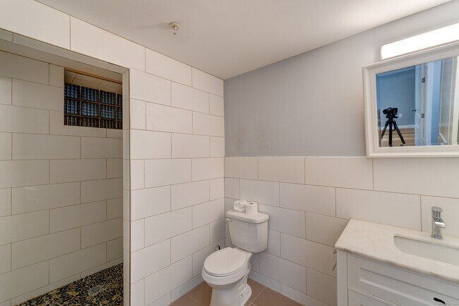 Building Photo - 59 Dixwell Ave