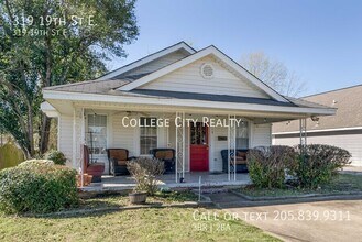 Building Photo - 319 19th St E